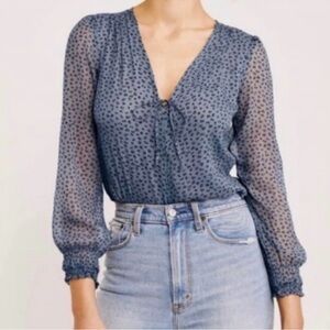 Abercrombie & Fitch Blue Animal Print Long Sleeve Bodysuit | Size XS